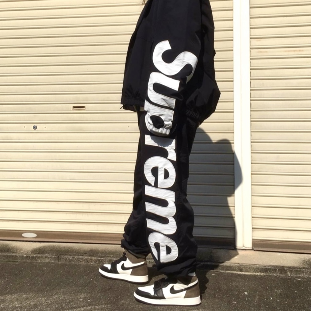 Supreme Spellout Track Pant 黒 S | vrealitybolivia.com