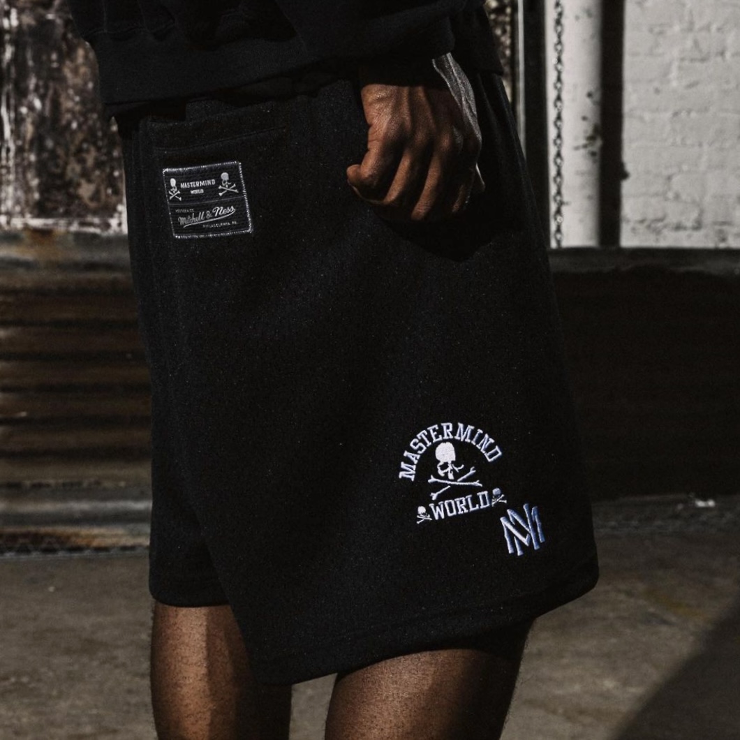 mastermind WORLD Hurley SHORTS 黒 M-